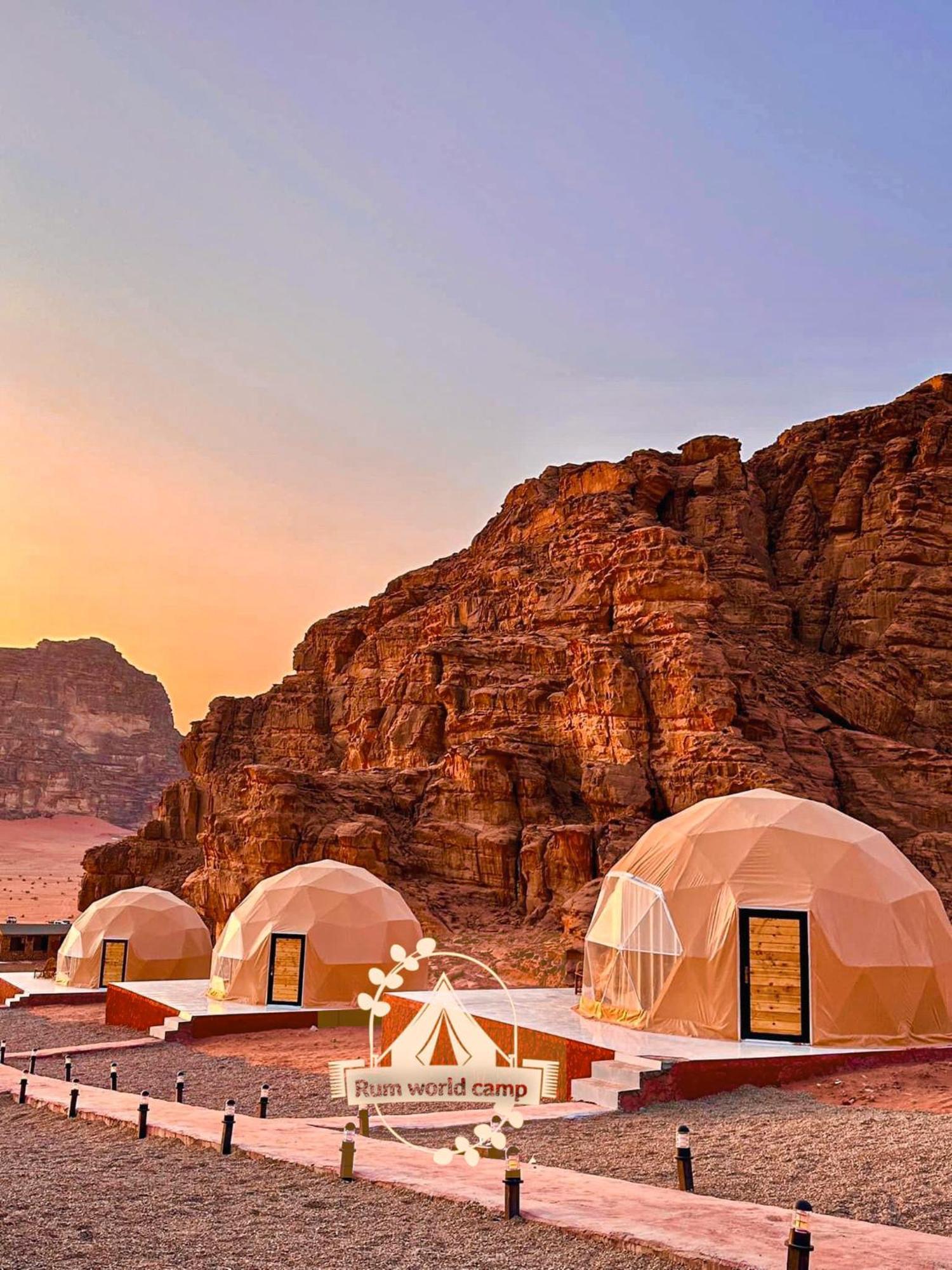 Rum World Bubble Luxury Camp Вади Рум Екстериор снимка