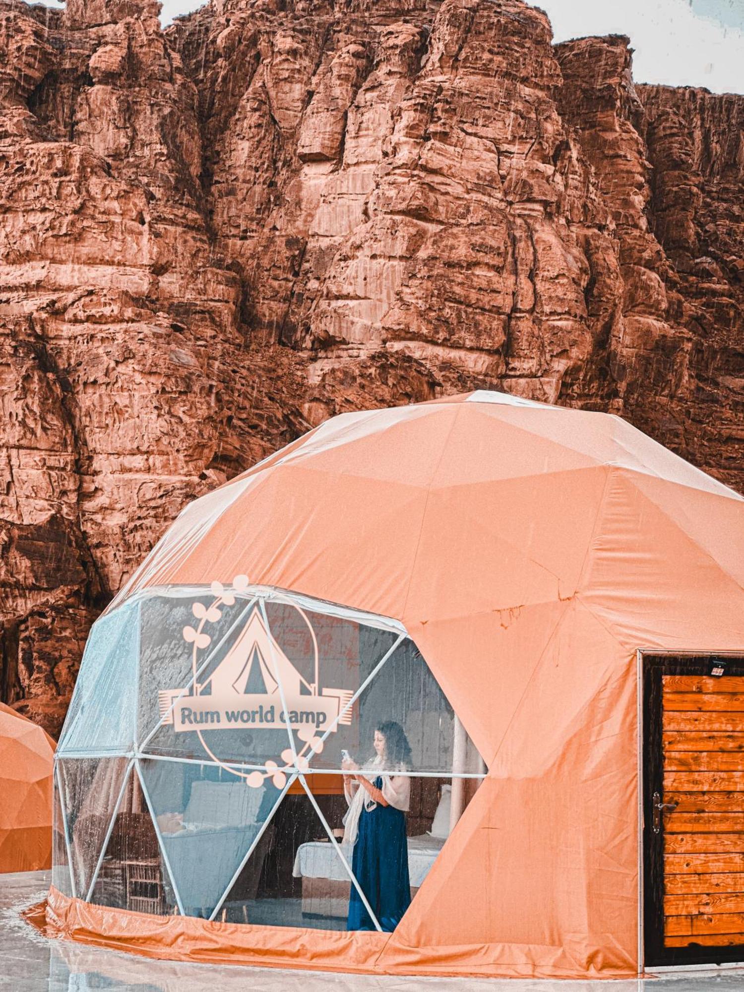 Rum World Bubble Luxury Camp Вади Рум Екстериор снимка