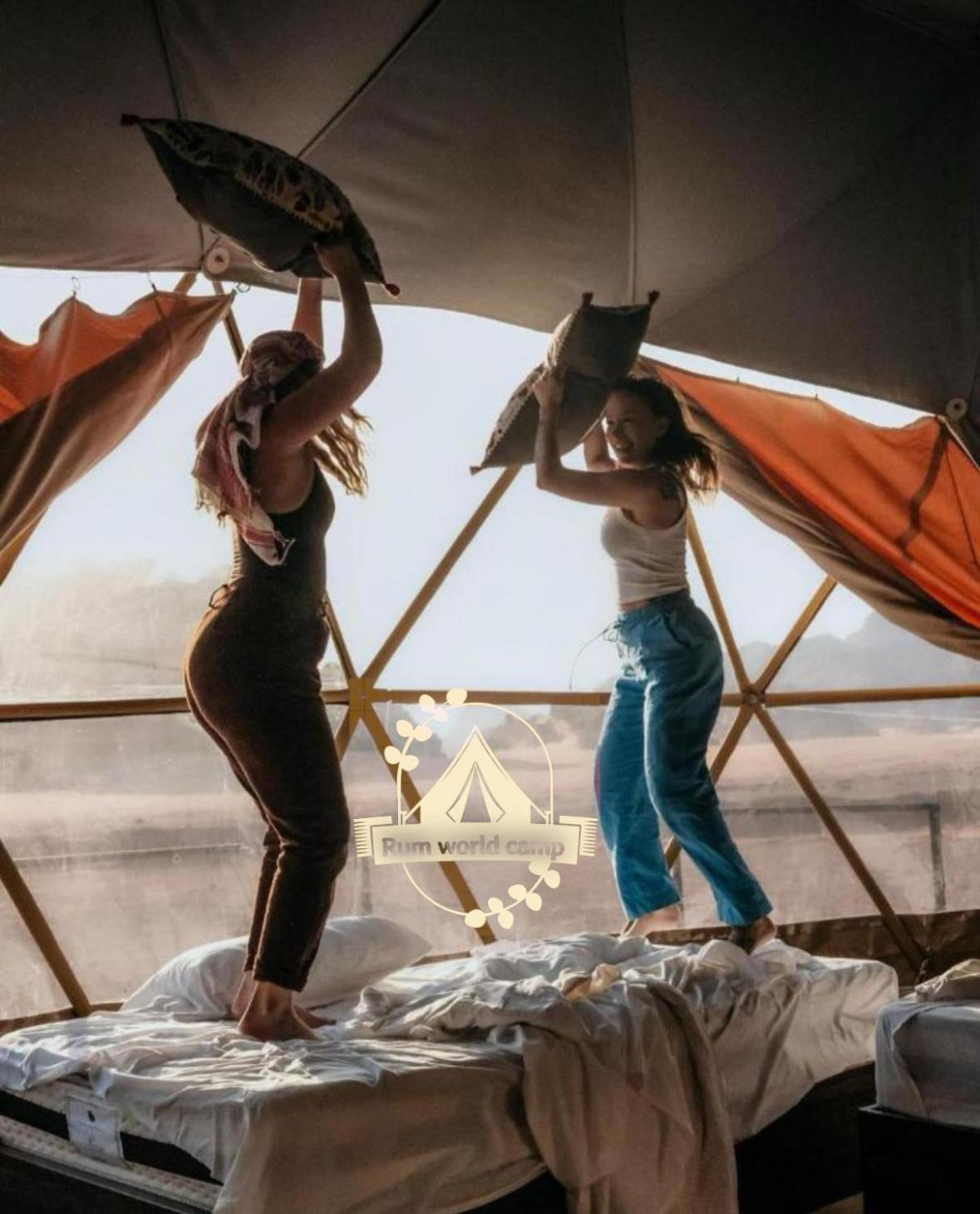 Rum World Bubble Luxury Camp Вади Рум Екстериор снимка